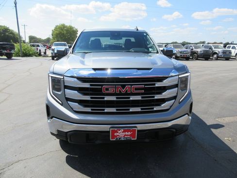 Certified 2026 GMC Sierra 1500 SLE RWD image 11