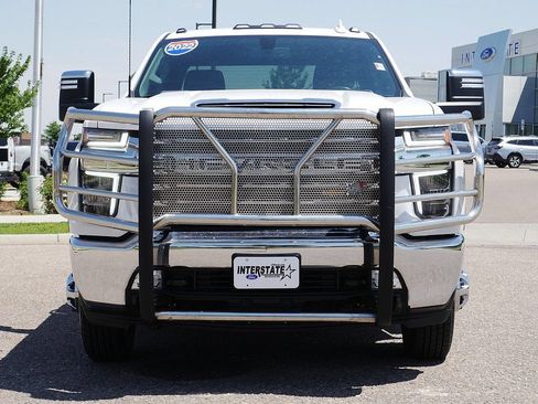 Used 2022 Chevrolet Silverado 3500 LTZ AWD/4WD image 8