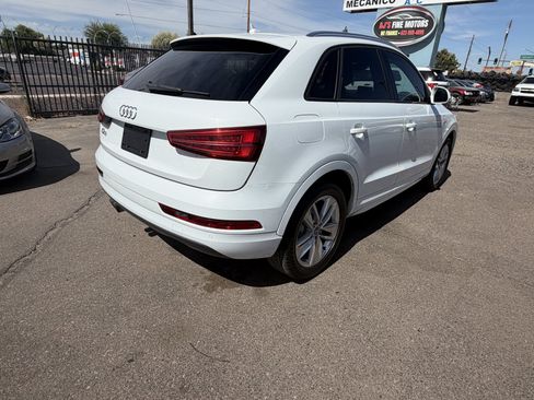 Used 2018 Audi Q3 2.0T Premium w/ Convenience Package FWD image 4