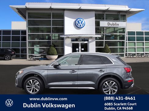 Used 2023 Audi Q5 2.0T Premium w/ Convenience Package AWD/4WD image 7