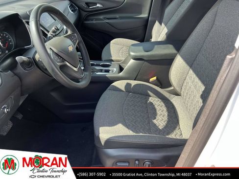 Used 2024 Chevrolet Equinox LT FWD image 17
