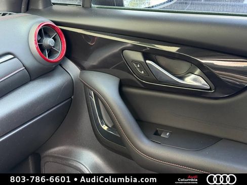 Used 2019 Chevrolet Blazer RS FWD image 38