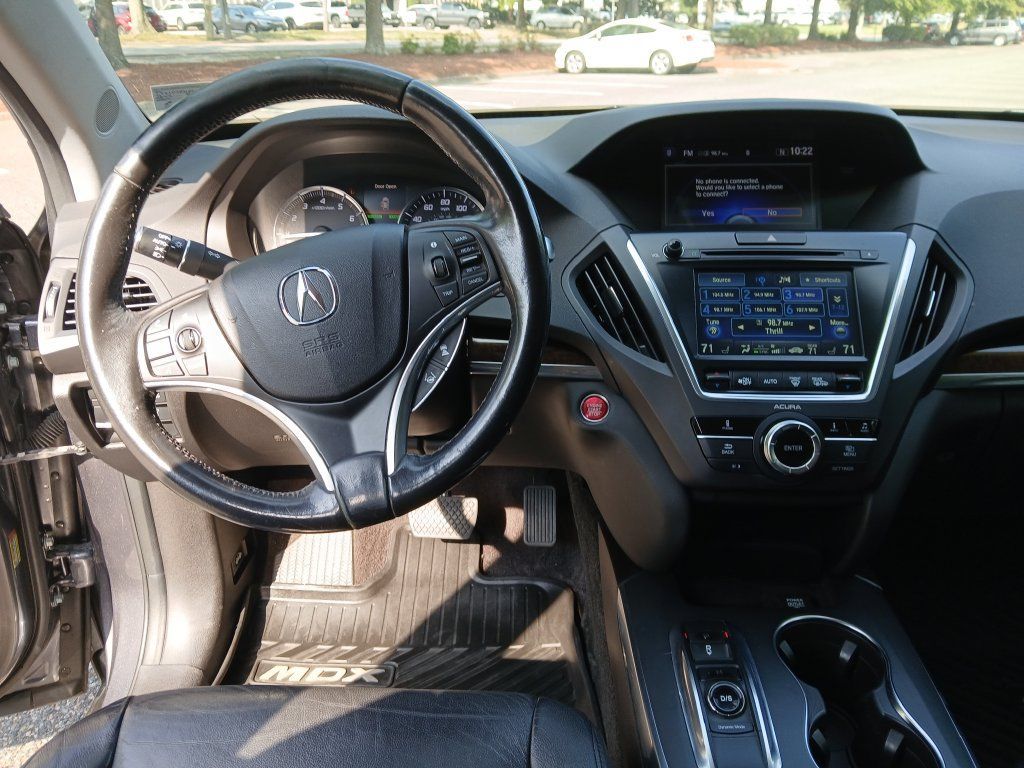 Used 2017 Acura MDX SH-AWD image 13