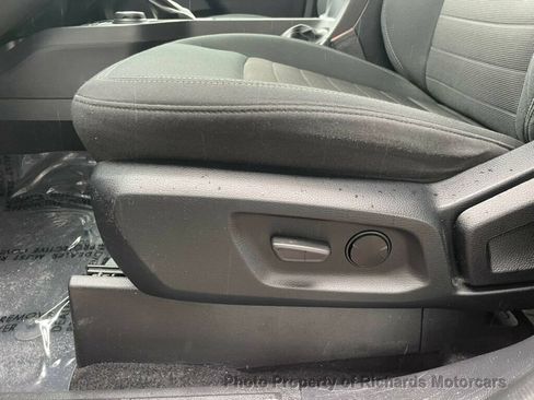 Used 2019 Ford Ranger XLT w/ Equipment Group 302A Luxury AWD/4WD image 11
