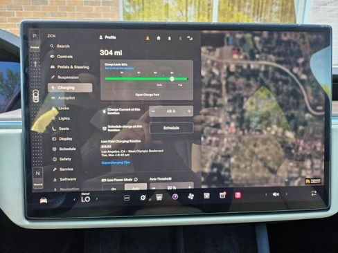 Used 2023 Tesla Model X AWD/4WD image 49