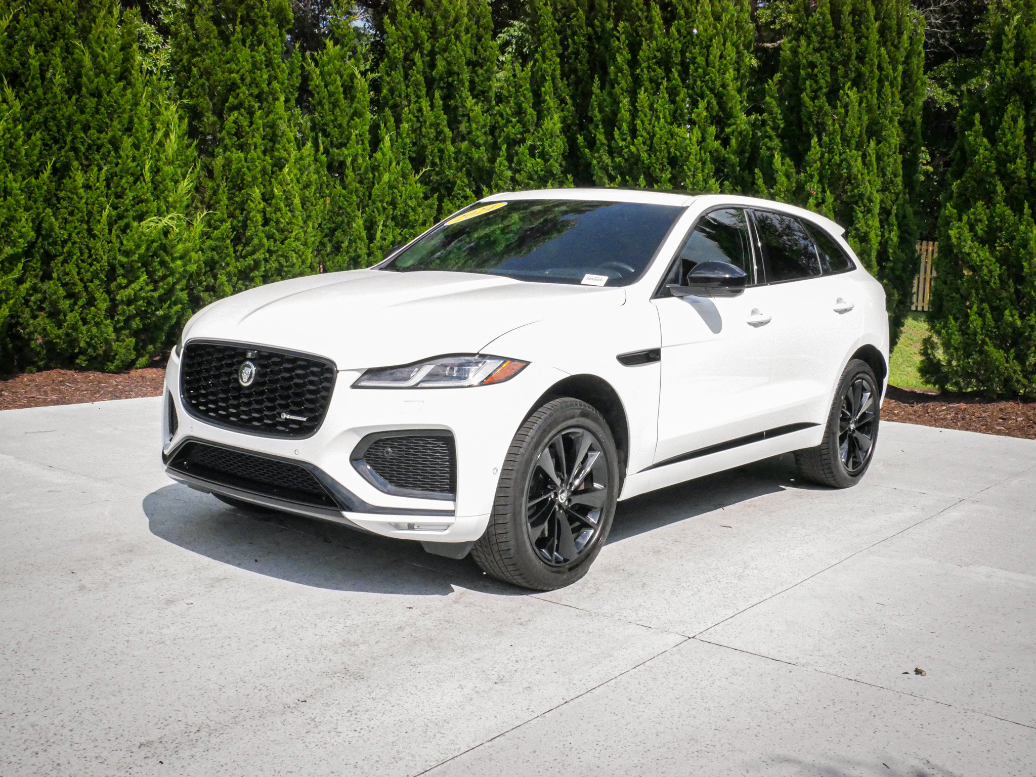 Used 2024 Jaguar F-PACE R-Dynamic S AWD/4WD image 5