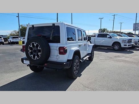 New 2026 Jeep Wrangler Sahara image 29