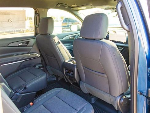 New 2026 Chevrolet Traverse LT w/ Enhanced Driving Package FWD image 13