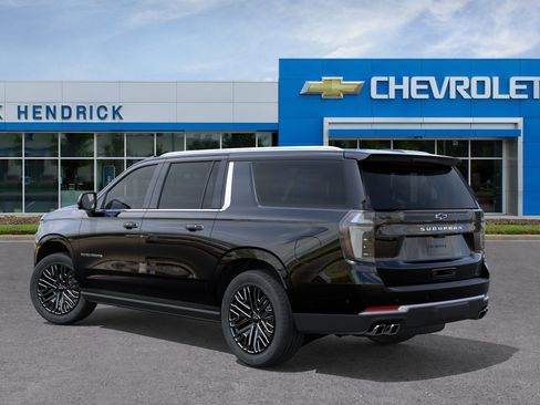 New 2026 Chevrolet Suburban High Country AWD/4WD image 5