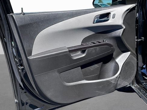 Used 2020 Chevrolet Sonic LT FWD image 16