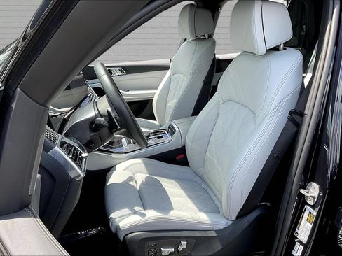 Used 2026 BMW X5 sDrive40i RWD image 12