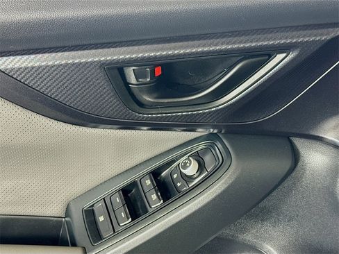 Used 2021 Subaru Crosstrek 2.5i Sport w/ Moonroof Package image 17