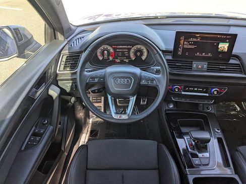 Used 2022 Audi SQ5 Premium Plus w/ Premium Plus Package AWD/4WD image 3