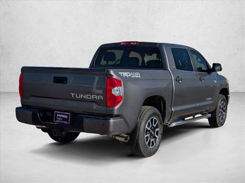 Used 2017 Toyota Tundra SR5 image 5