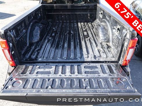 Used 2022 Ford F350 Platinum w/ FX4 Off-Road Package image 4