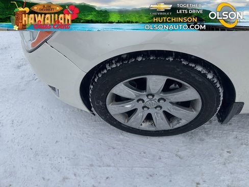 Used 2014 Buick Regal Premium image 9