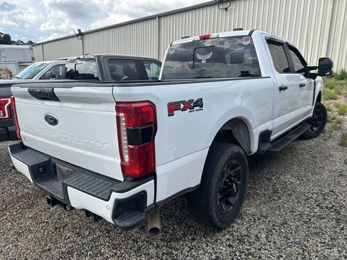 Used 2024 Ford F250 XL w/ STX Appearance Package AWD/4WD image 4