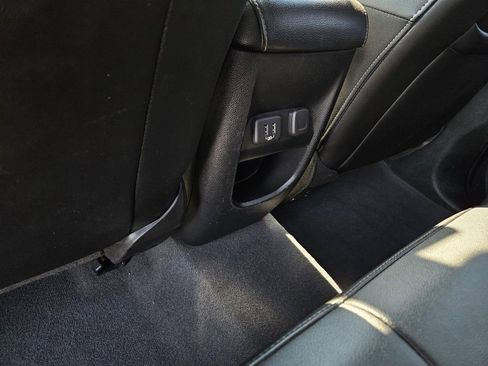 Used 2020 Chevrolet Colorado ZR2 image 13