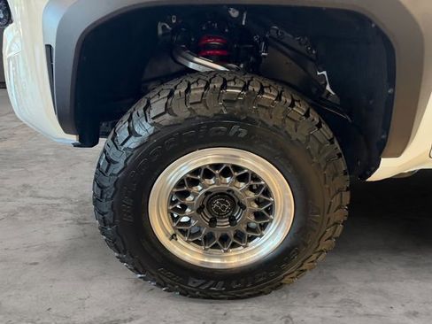 New 2026 Toyota Tacoma TRD Off-Road AWD/4WD image 8