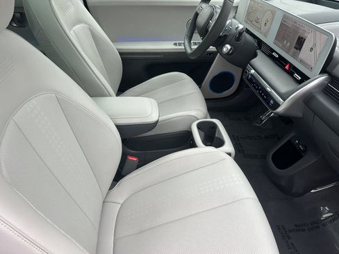 Certified 2023 Hyundai Ioniq 5 Limited image 17