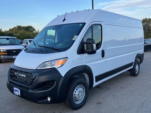 New 2026 RAM ProMaster 2500 w/ Safety Group image 32