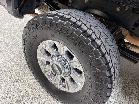 Used 2019 Ford F250 Lariat w/ Lariat Ultimate Package image 77