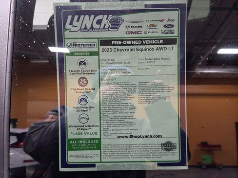 Used 2025 Chevrolet Equinox LT w/ Convenience Package II image 39