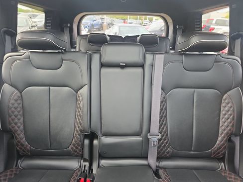 Used 2024 Jeep Grand Cherokee L Summit AWD/4WD image 41