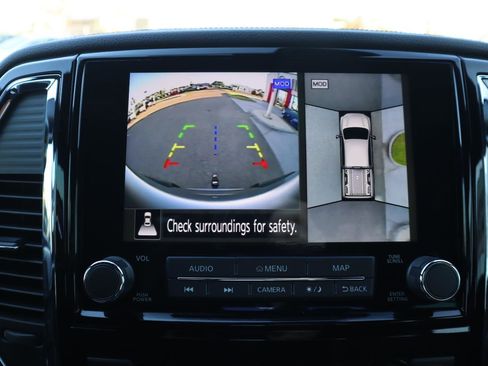 Used 2023 Nissan Titan Platinum Reserve w/ Moonroof Package image 37