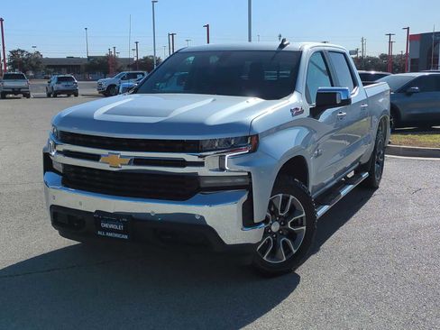 Used 2021 Chevrolet Silverado 1500 LT w/ Z71 Off-Road Package image 1