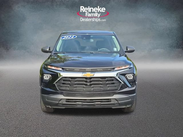 Used 2024 Chevrolet TrailBlazer LS w/ LS Convenience Package AWD/4WD image 2
