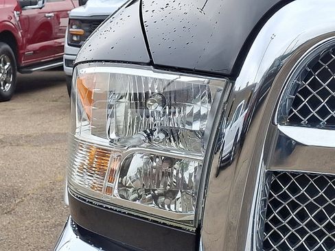 Used 2018 RAM 2500 Big Horn w/ Harvest Edition image 9