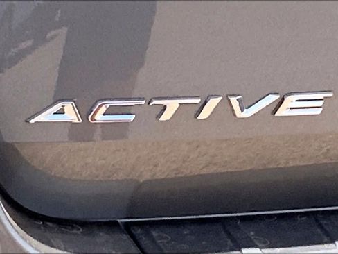 New 2026 Ford Explorer Active RWD image 15