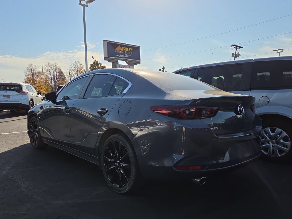 Used 2023 MAZDA MAZDA3 s FWD image 4