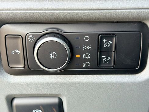 Used 2023 Ford F150 XLT image 34