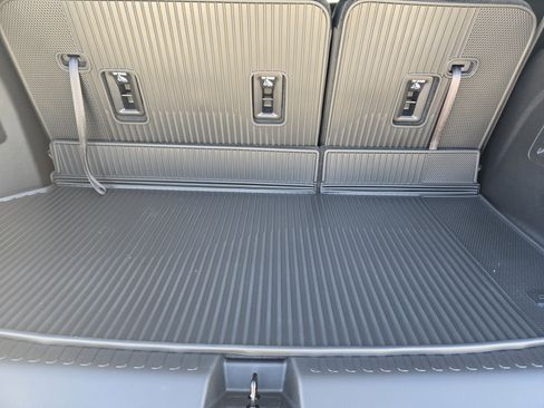 New 2026 GMC Acadia AT4 w/ Luxury Package image 22