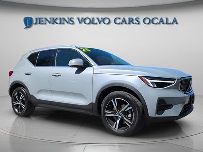 Used 2025 Volvo XC40 B5 Core