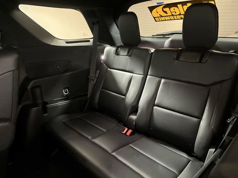 Used 2025 Ford Explorer ST-Line image 26