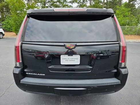 Used 2020 Cadillac Escalade Luxury w/ Escalade Sport Edition RWD image 6