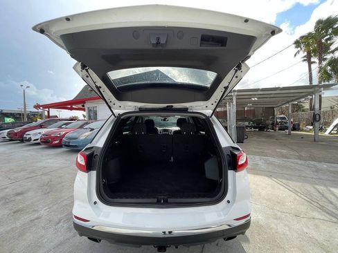 Used 2020 Chevrolet Equinox LT FWD image 14
