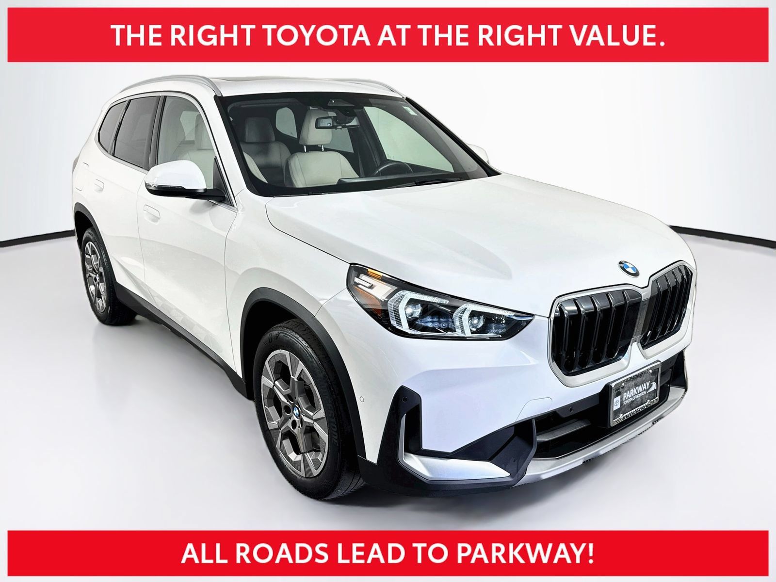 Used 2023 BMW X1 xDrive28i w/ Convenience Package AWD/4WD image 1