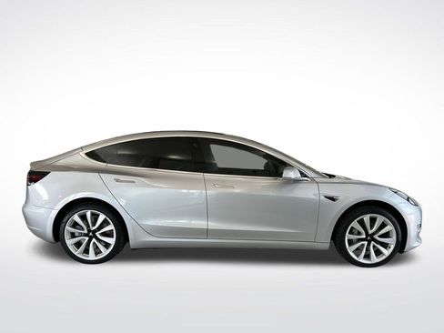 Used 2018 Tesla Model 3 Long Range image 2
