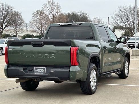 Used 2022 Toyota Tundra SR5 w/ Convenience Package image 4