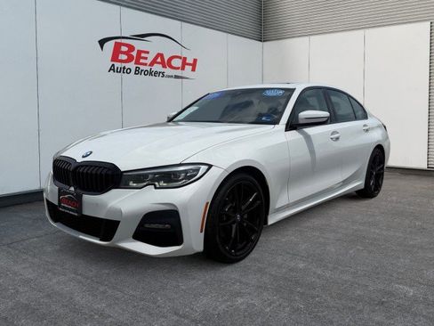 Used 2020 BMW 330i xDrive Sedan w/ M Sport Package AWD/4WD image 1