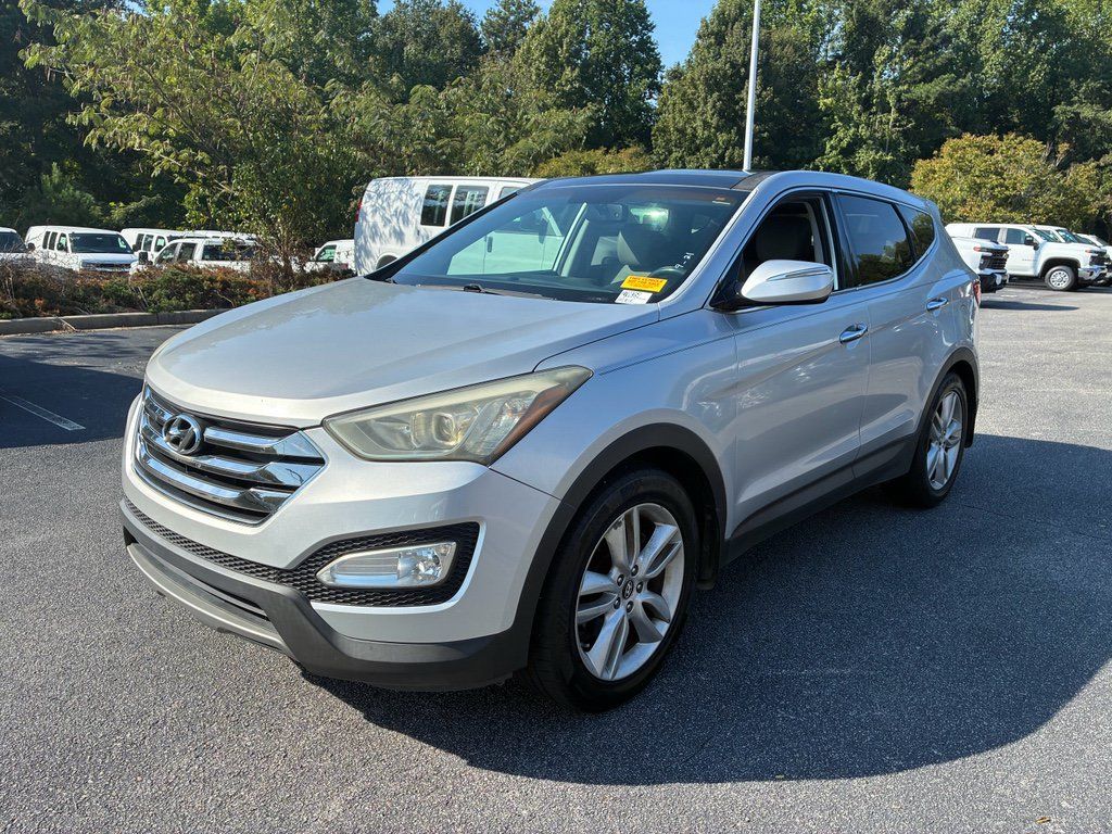 Used 2013 Hyundai Santa Fe Sport 2.0T w/ Technology Pkg FWD image 2