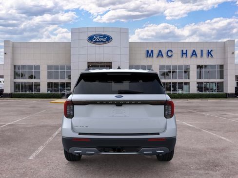 New 2026 Ford Explorer Active w/ Active Comfort Package RWD image 5