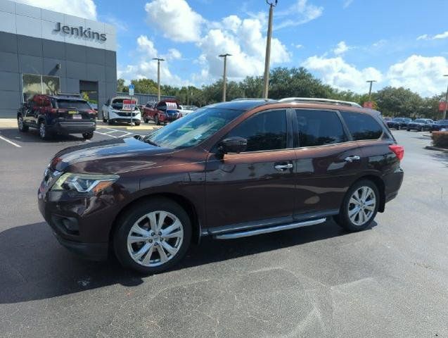 Certified 2019 Nissan Pathfinder SL w/ SL Premium Package FWD image 13