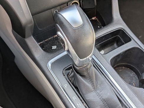 Used 2019 Ford Escape SEL AWD/4WD image 24