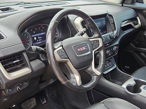 Used 2019 GMC Terrain Denali w/ Advanced Safety Package FWD image 10