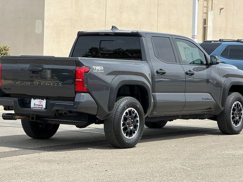 Certified 2024 Toyota Tacoma TRD Off-Road w/ TRD Off Road Upgrade Package AWD/4WD image 5